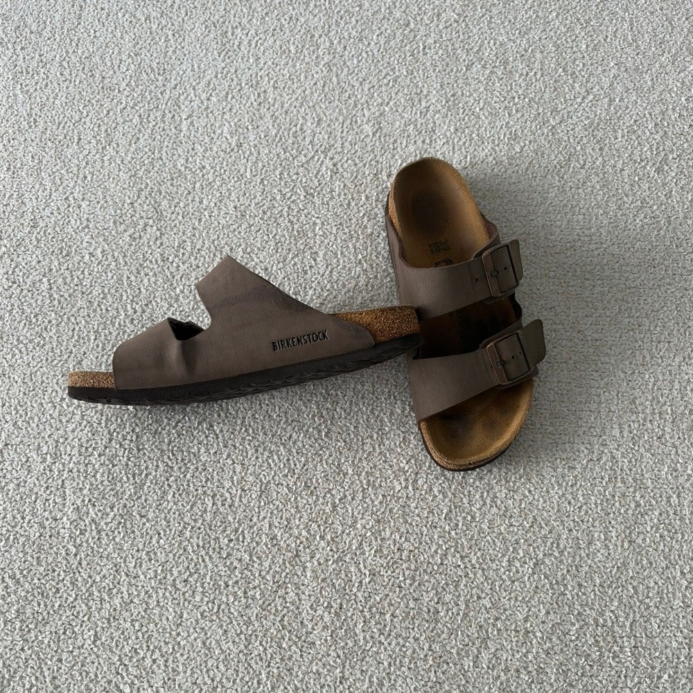 Birkenstock Arizona Birkibuc Sandals size 39 in Mocha